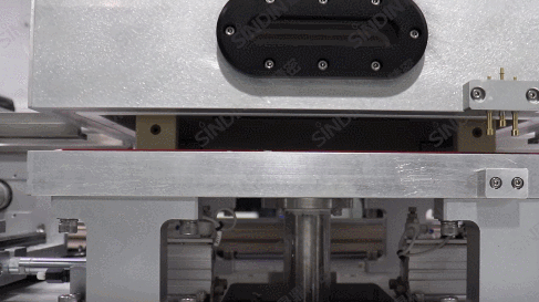 GIF.gif GIF.gif